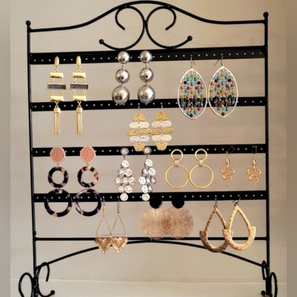 11 Pairs Wearable Earrings Grab Bag for Resell or Craft Lot RAC071 - Picture 14 of 14